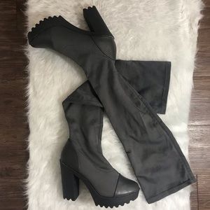 BRAND NEW! Knee High Chunky Heel Boots